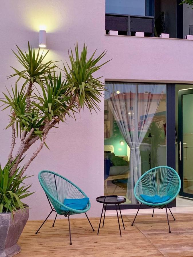 Deluxe Suites Mandic Омиш Экстерьер фото