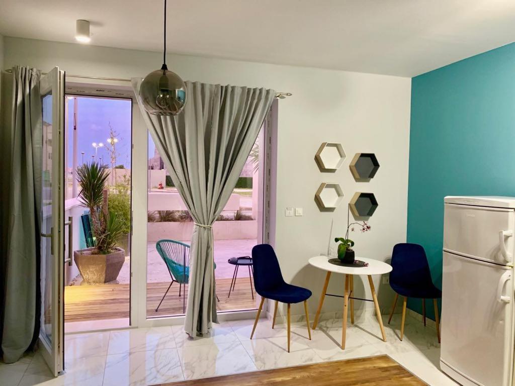 Deluxe Suites Mandic Омиш Экстерьер фото