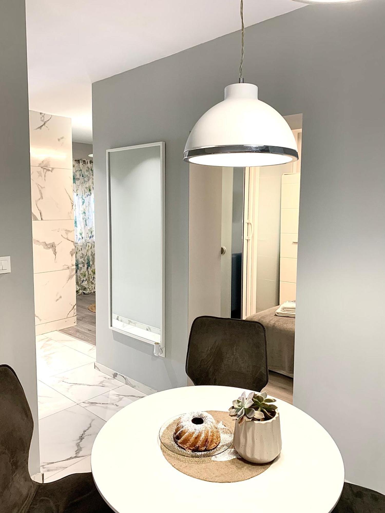 Deluxe Suites Mandic Омиш Экстерьер фото
